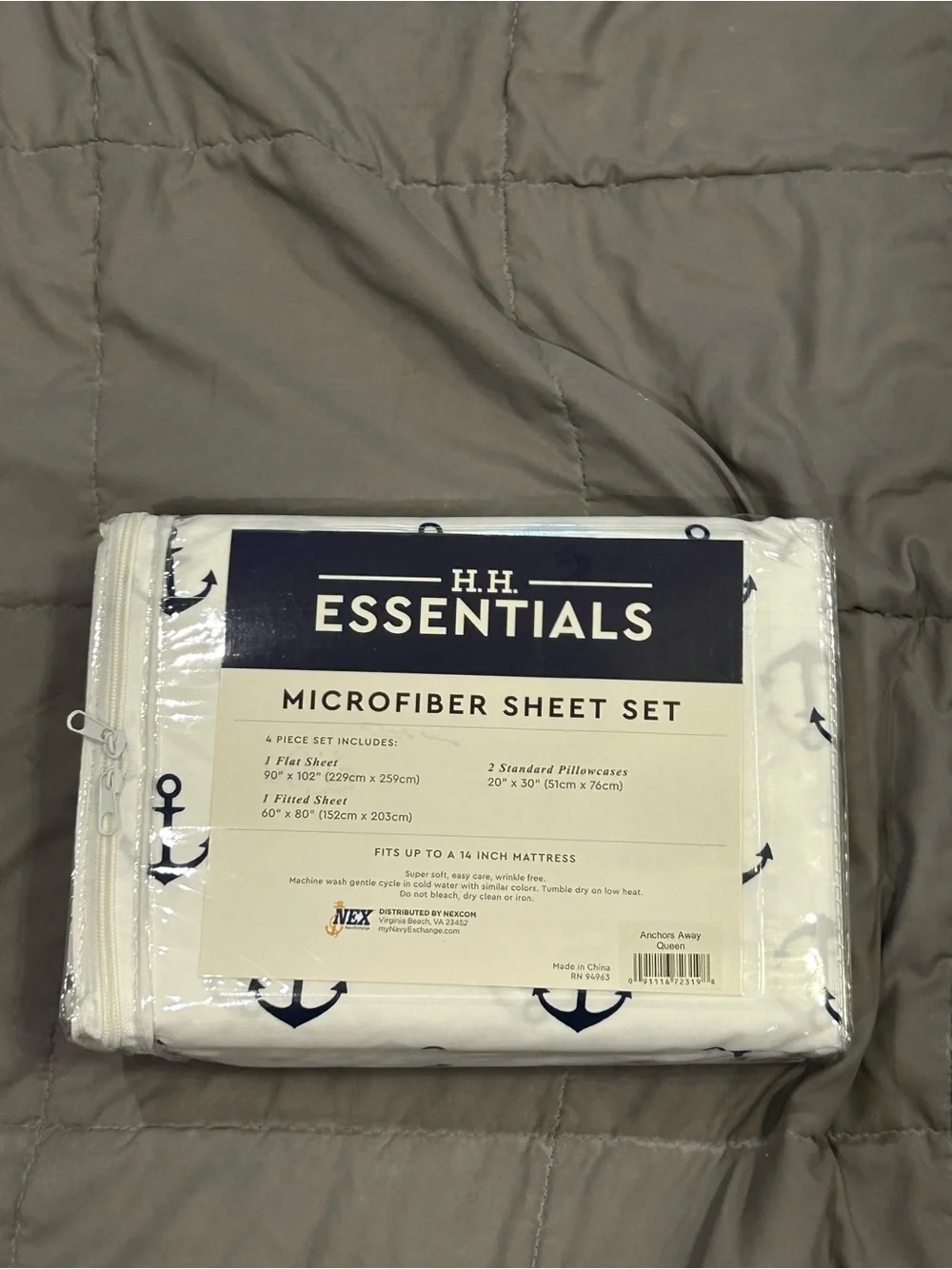 H.H. Essentials microfiber sheet set navy blue anchor pattern Print Queen size